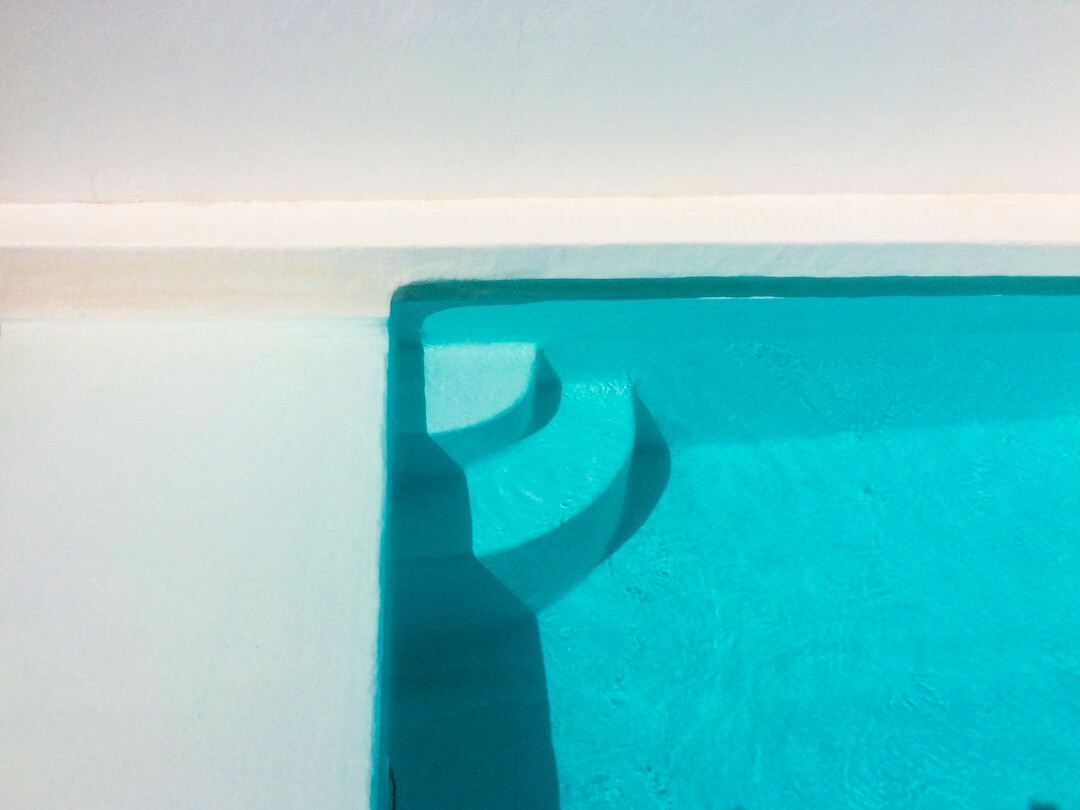 Signs Your Pool May Have a Leak Image